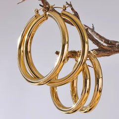 GIANA HOOP EARRINGS