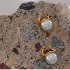 CORA PEARL DROP EARRINGS