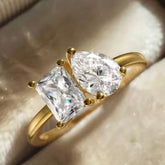 DULCE PEAR RADIANT CUT RING