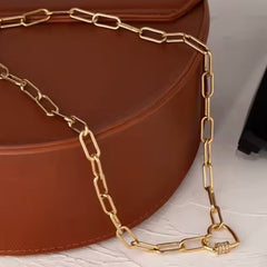 MICHELA LINK HEART NECKLACE