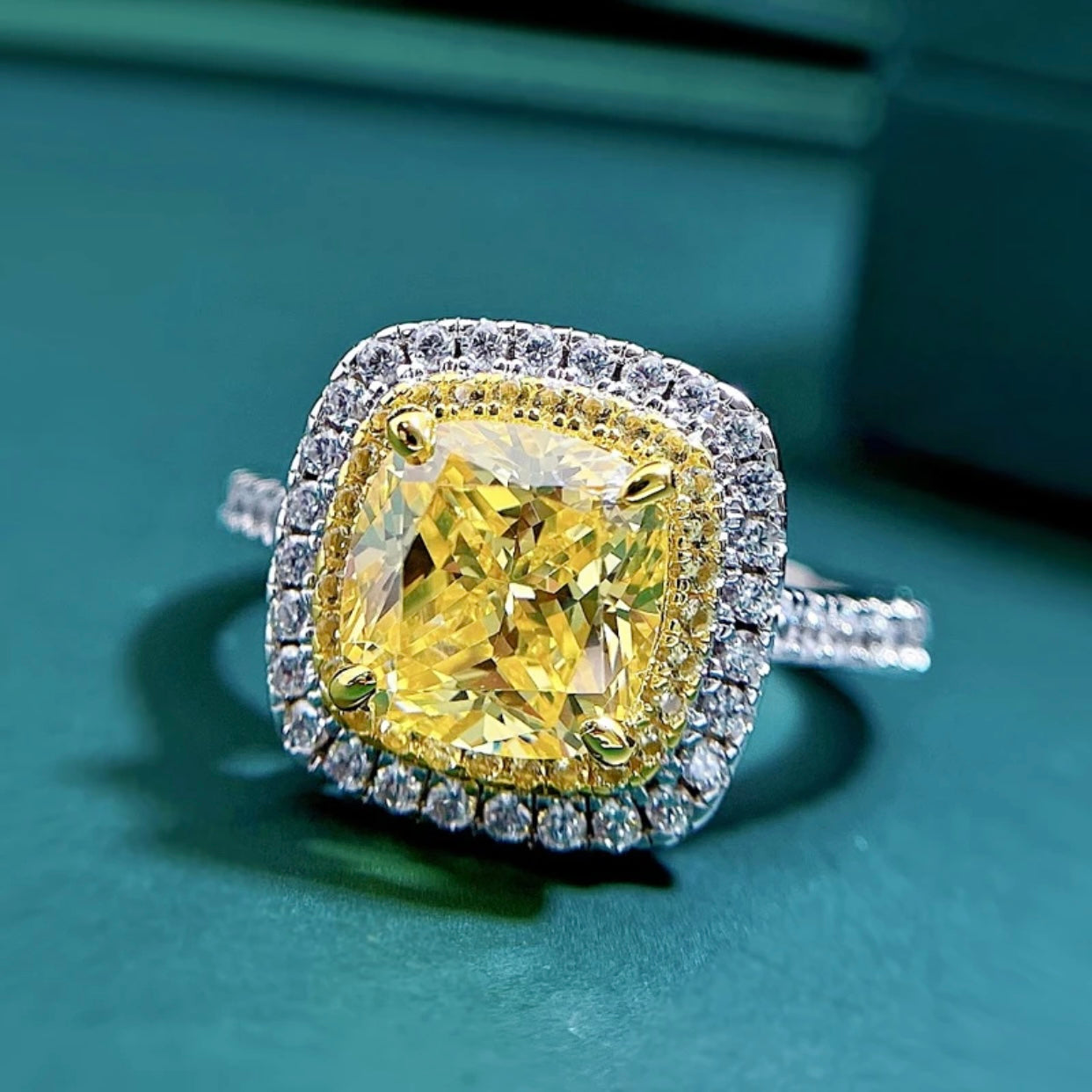 GRACIE STERLING SILVER YELLOW HIGH CARBON RING