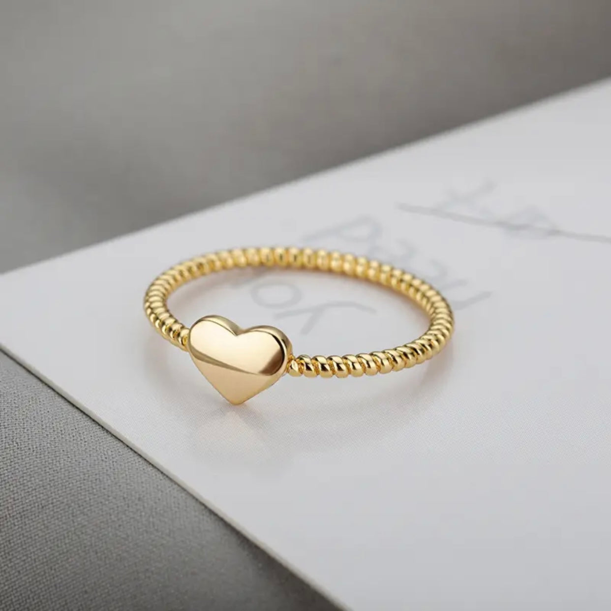 CALLIE SMOOTH HEART RING