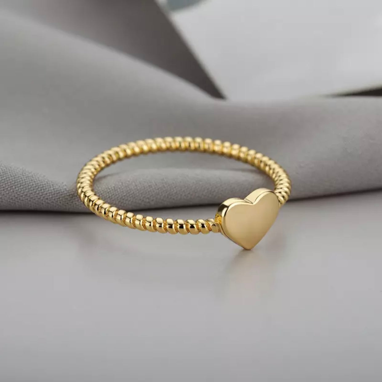 CALLIE SMOOTH HEART RING