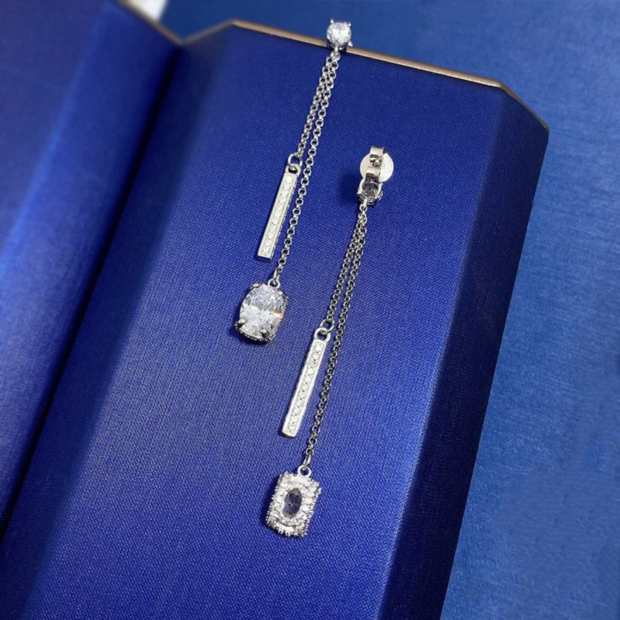 BIANCA STERLING SILVER HIGH CARBON DANGLE EARRINGS