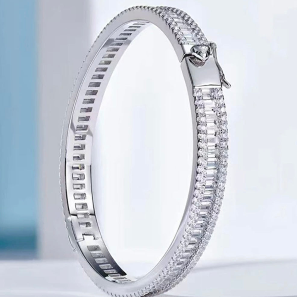 GIADA STERLING SILVER MOISSANITE DIAMOND BANGLE BRACELET