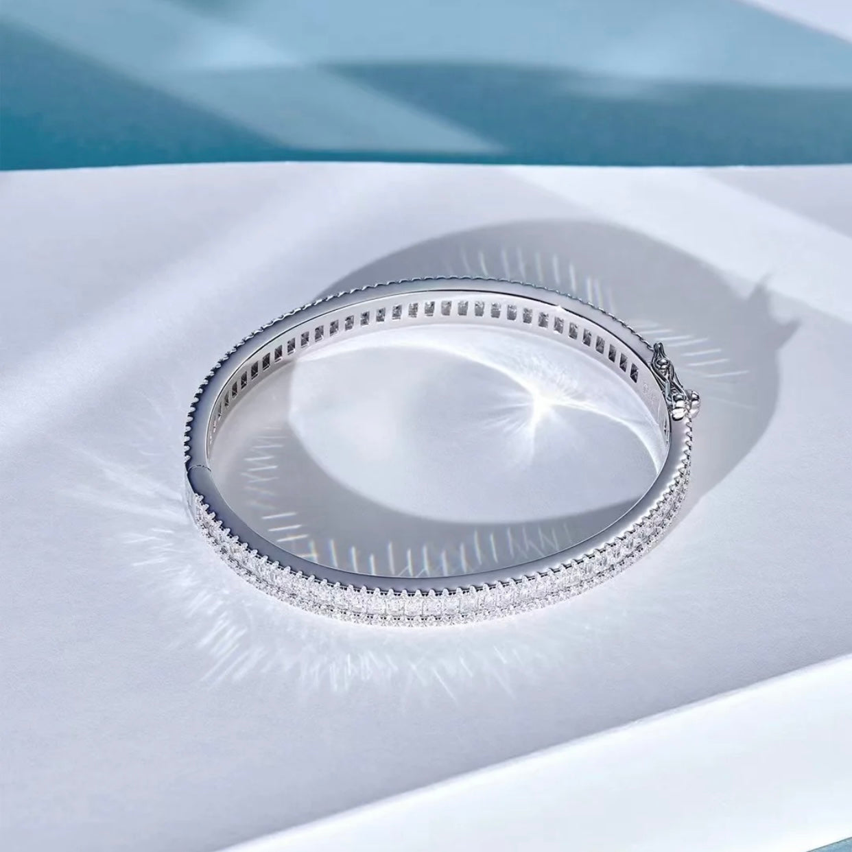 GIADA STERLING SILVER MOISSANITE DIAMOND BANGLE BRACELET