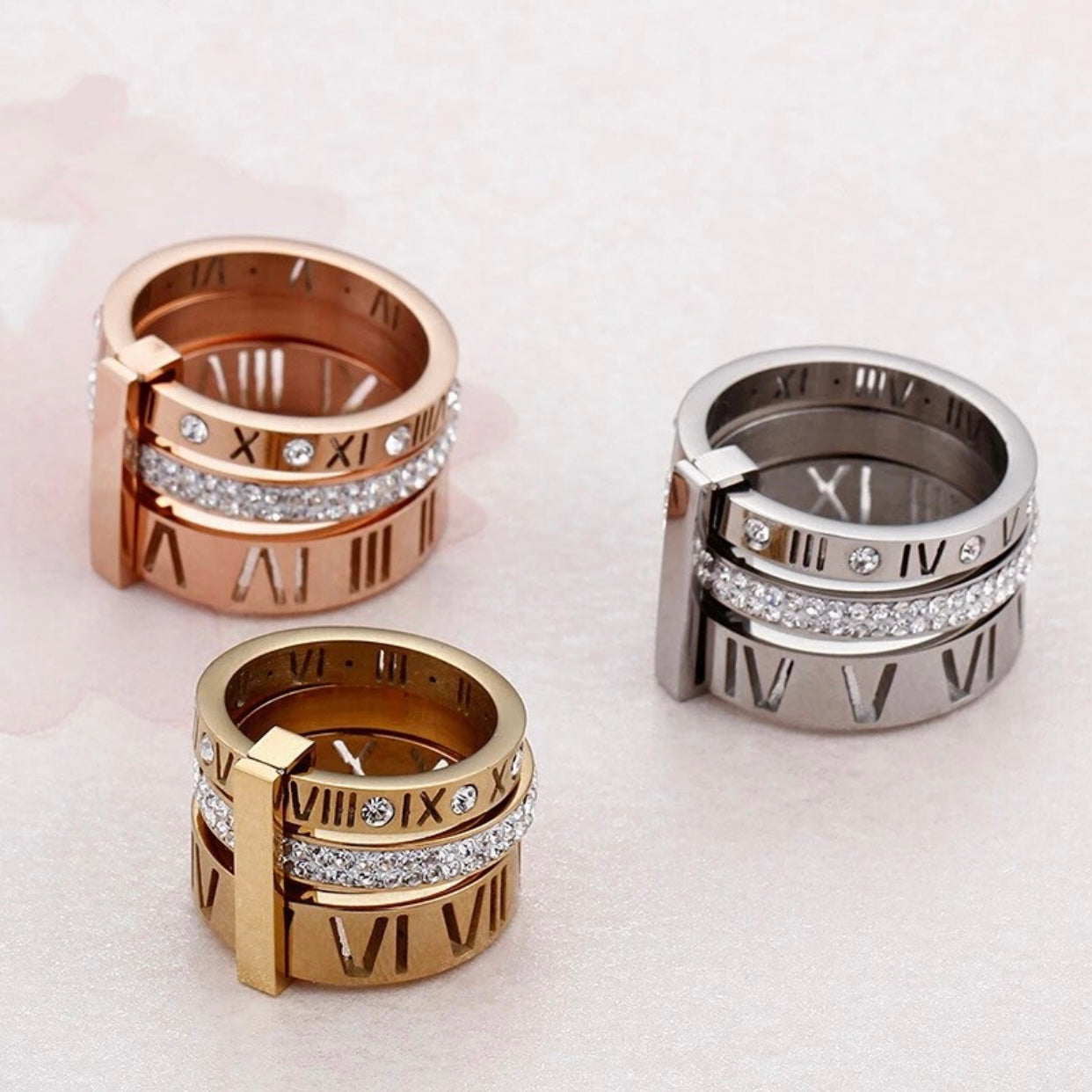 KORE ROMAN NUMERAL STACKABLE RING