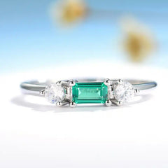 MIA STERLING SILVER EMERALD RING