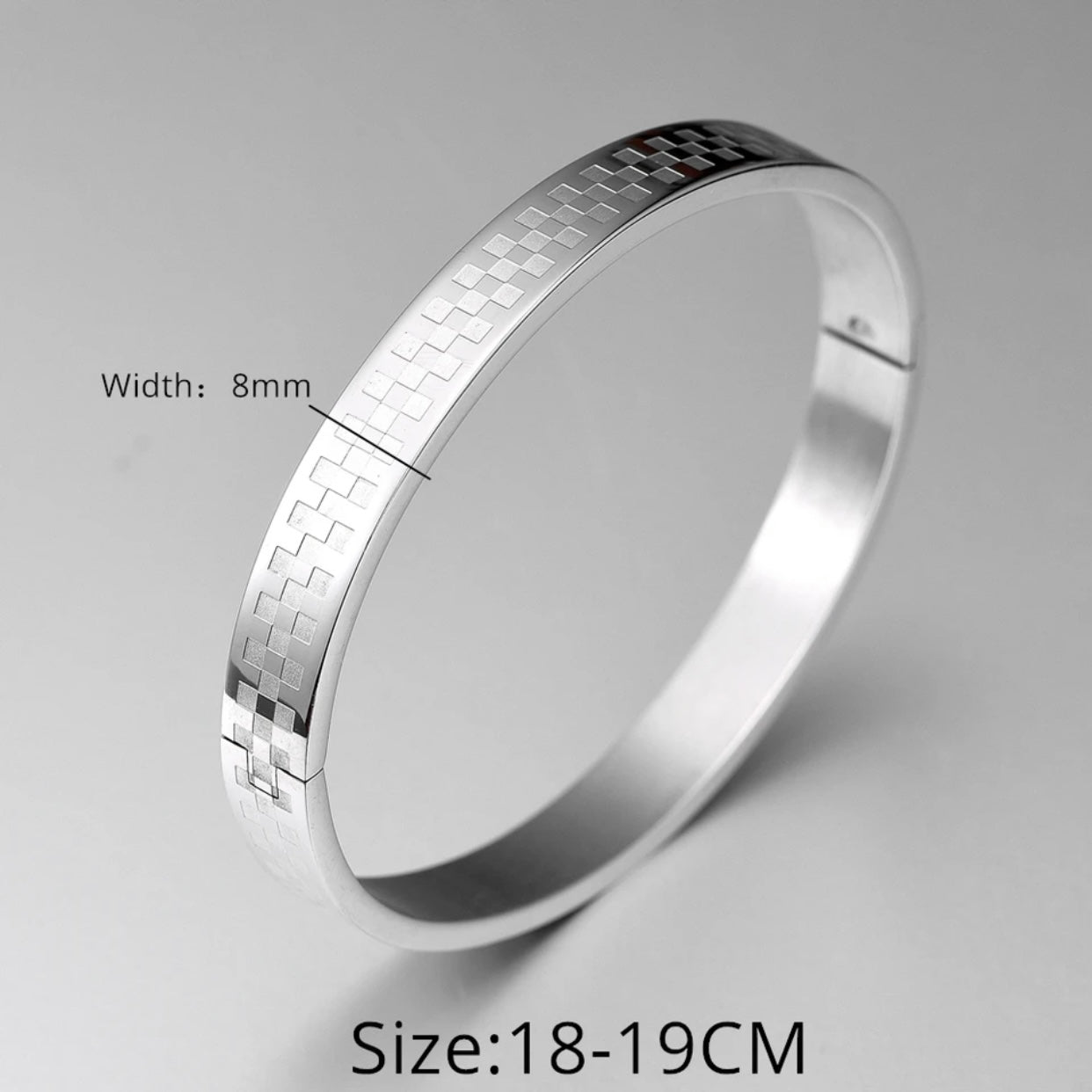 GIOVANI CUFF BRACELET