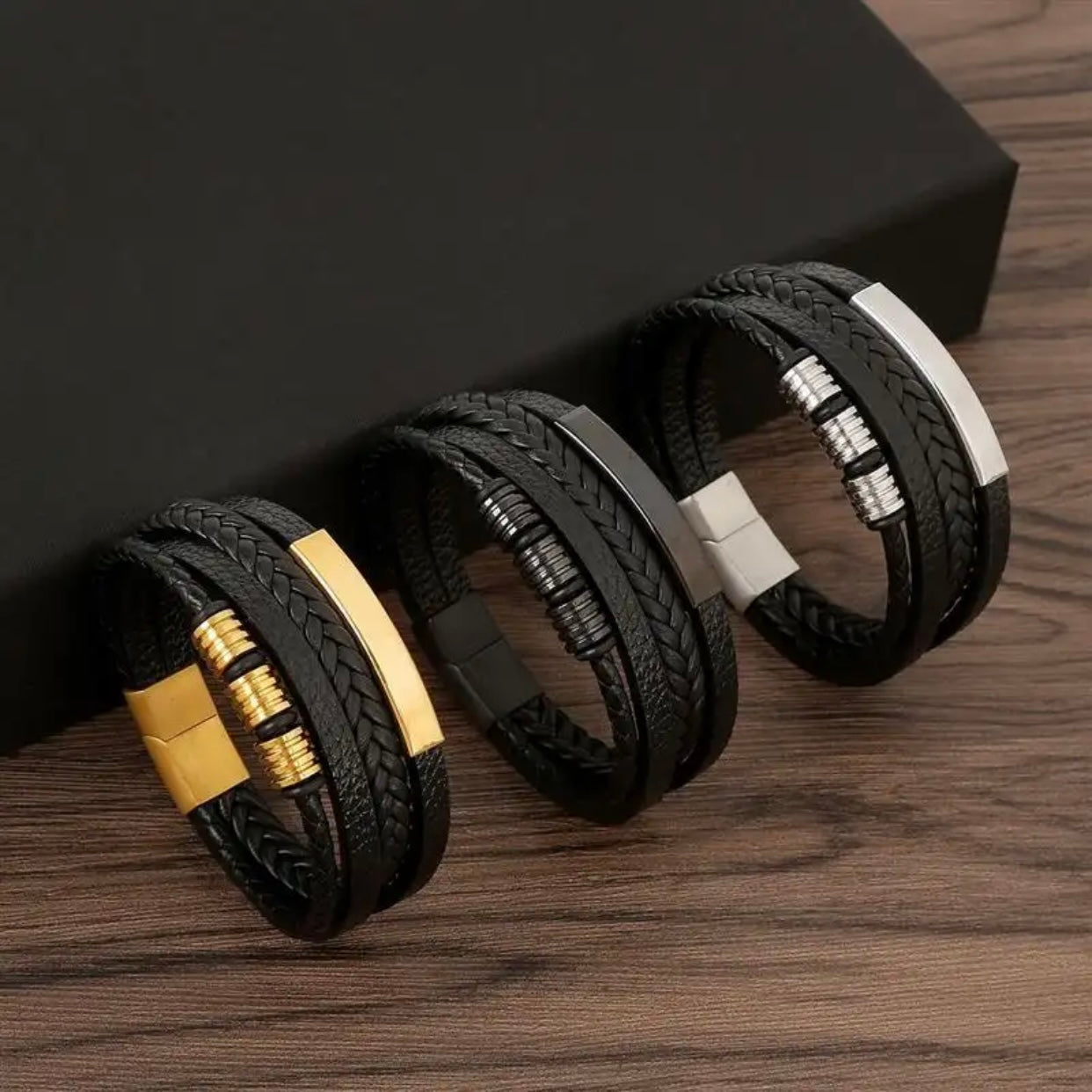 KINGSTON LEATHER TRIO BAND BRACELET