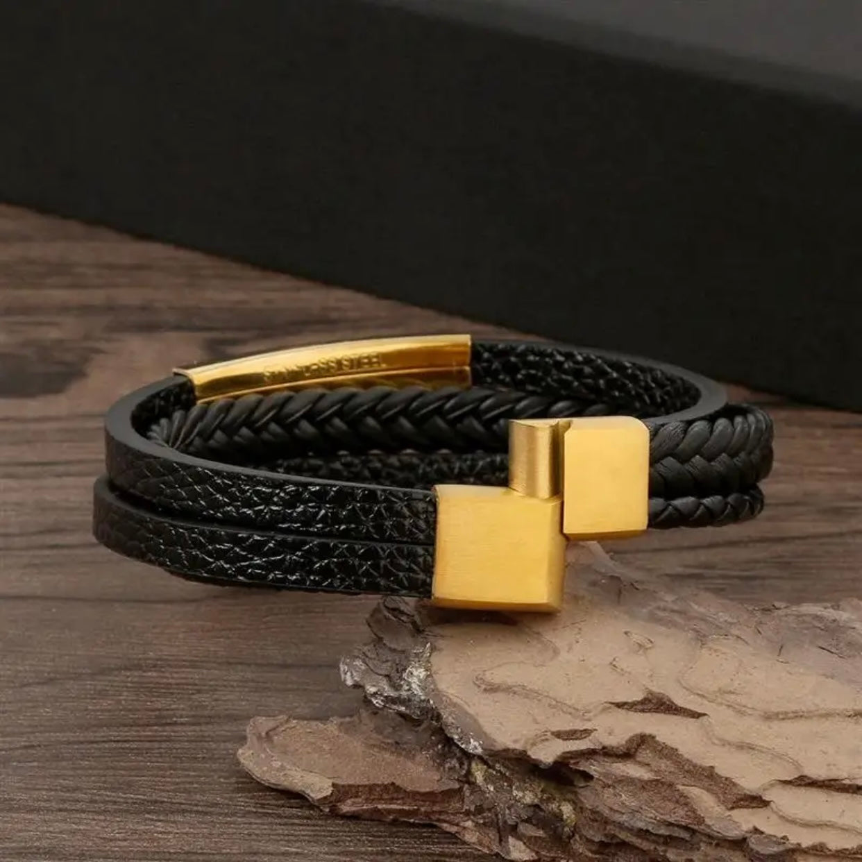 KINGSTON LEATHER TRIO BAND BRACELET