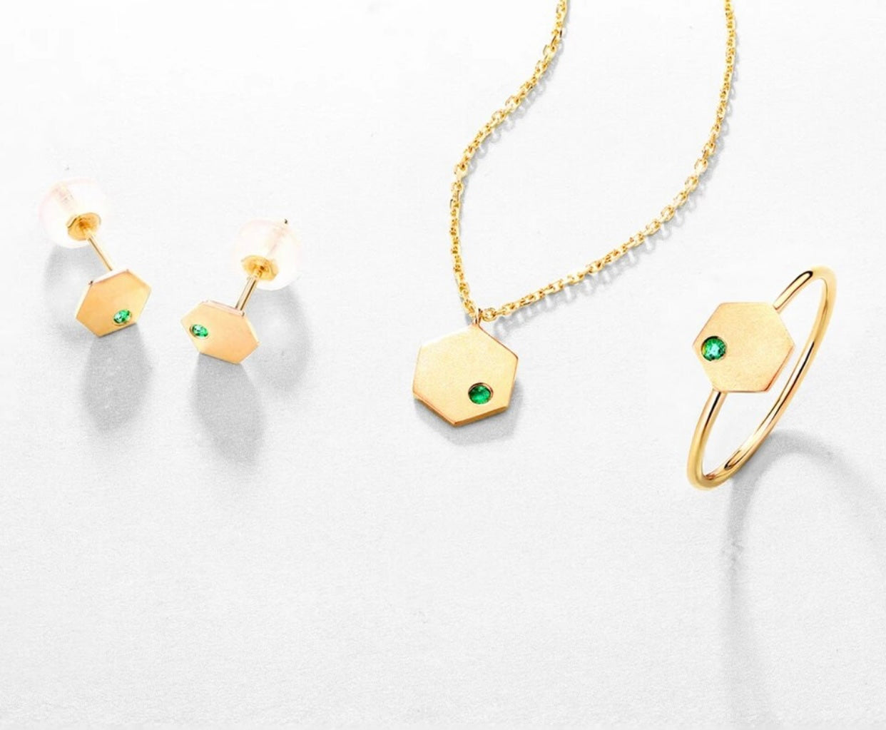 KENDRA GOLD HEXAGON EMERALD NECKLACE