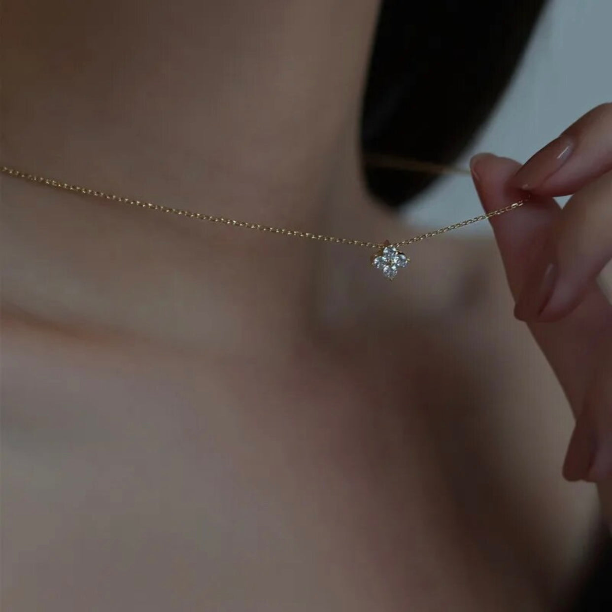 ROXY STERLING SILVER CLOVER PENDENT NECKLACE