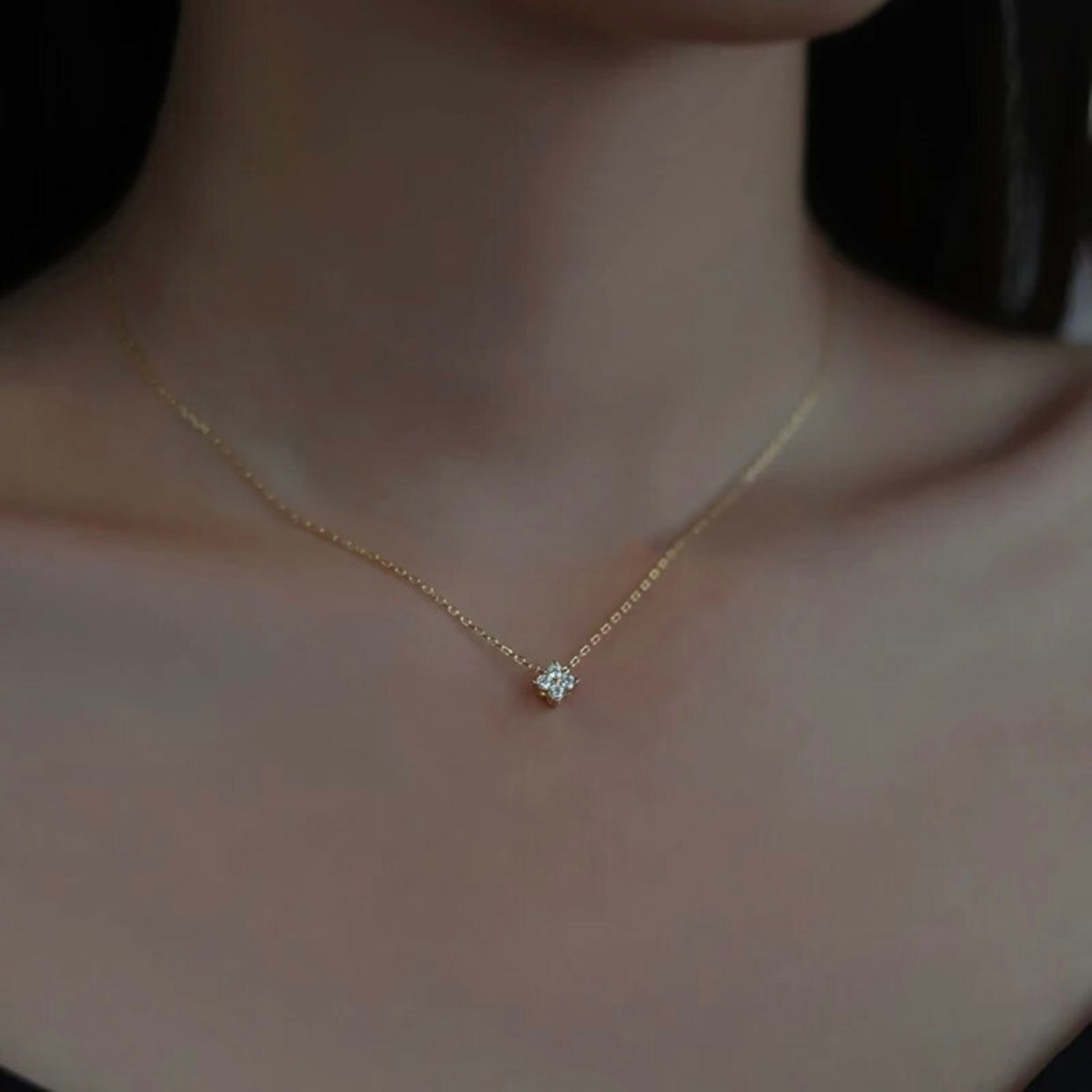 ROXY STERLING SILVER CLOVER PENDENT NECKLACE