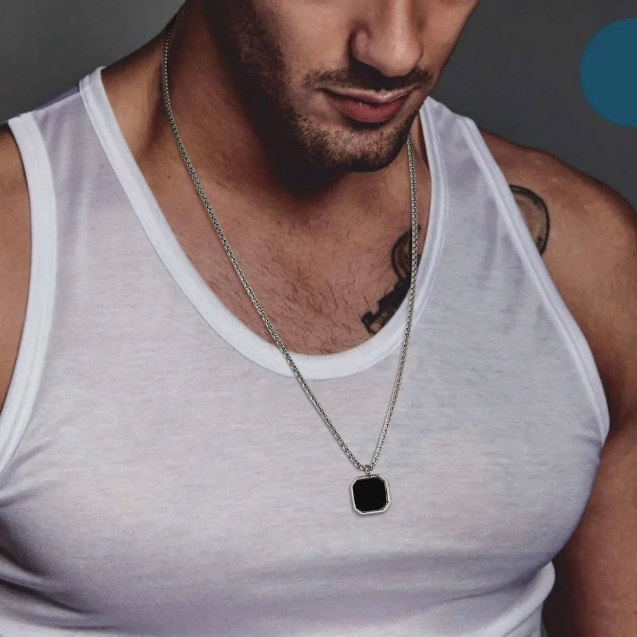 MATHEUS SQUARE MENS PENDENT