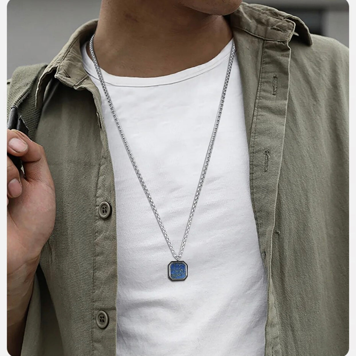 MATHEUS SQUARE MENS PENDENT