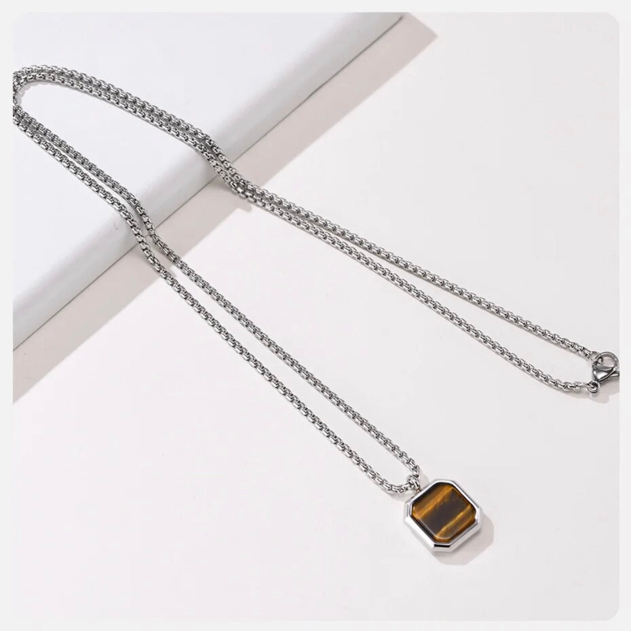 MATHEUS SQUARE MENS PENDENT