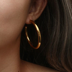 EVELINA HOOP EARRINGS