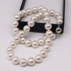 MAISIE FRESHWATER PEARLS NECKLACE