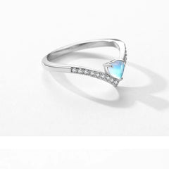RITA STERLING SILVER HEART MOONSTONE RING