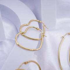 MAGNOLIA HEART EARRINGS