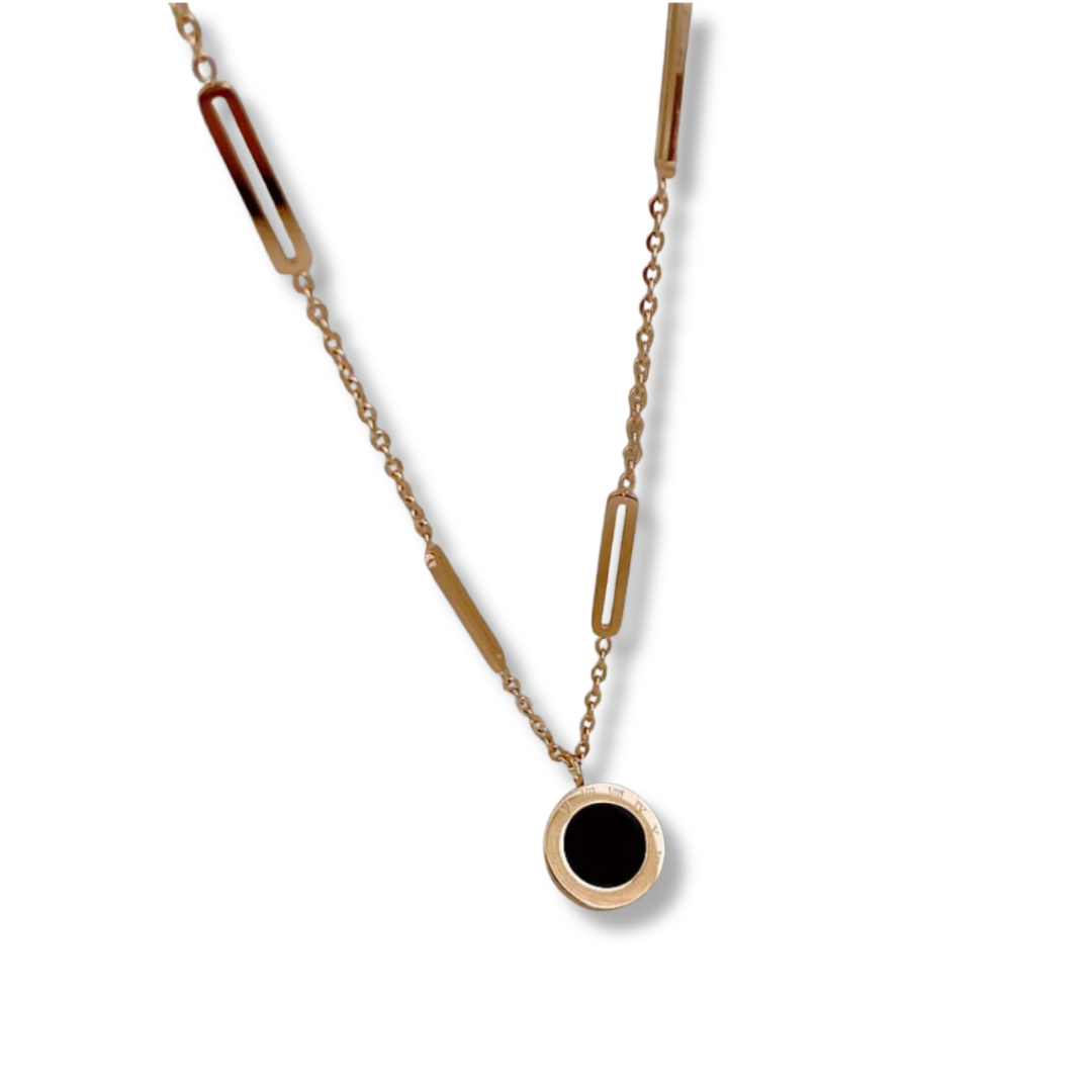 BELLA ROMAN NUMERAL LINK CHAIN NECKLACE