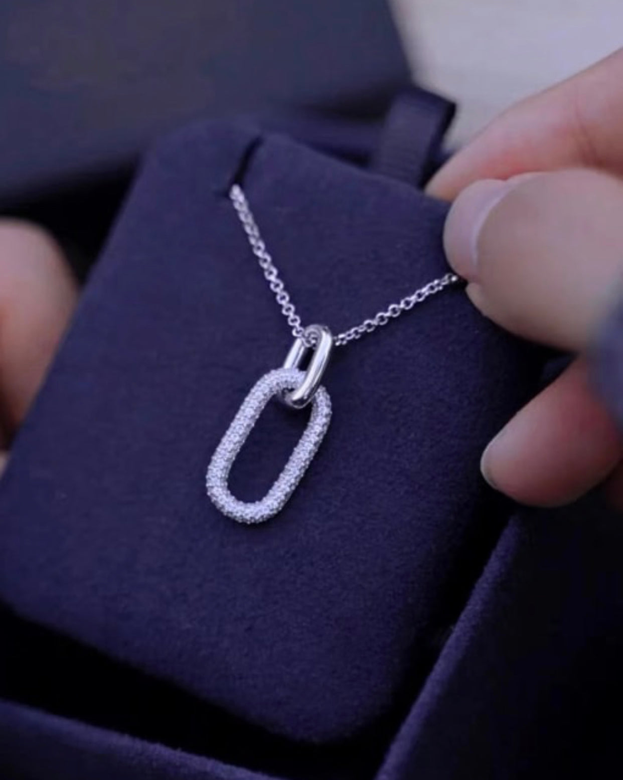 GINEVRA STERLING SILVER RECTANGLE PENDENT NECKLACE