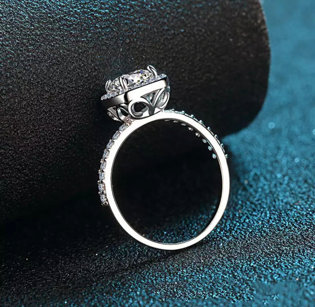 HERRA 1CT MOISSANITE SQUARE CUSHION DIAMOND RING