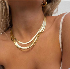 ANTONIA HERRINGBONE SNAKE CHAIN NECKLACE