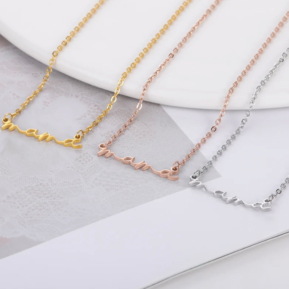 MELANIA MAMA NECKLACE