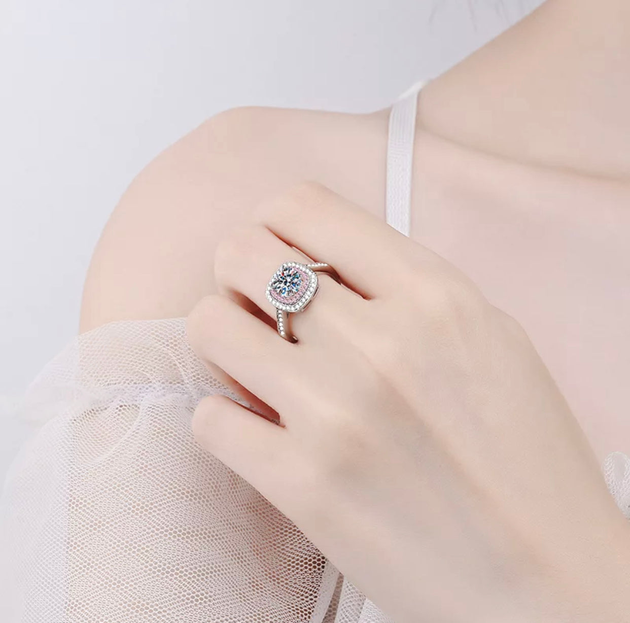 CARINA MOISSANITE PINK DIAMOND RING