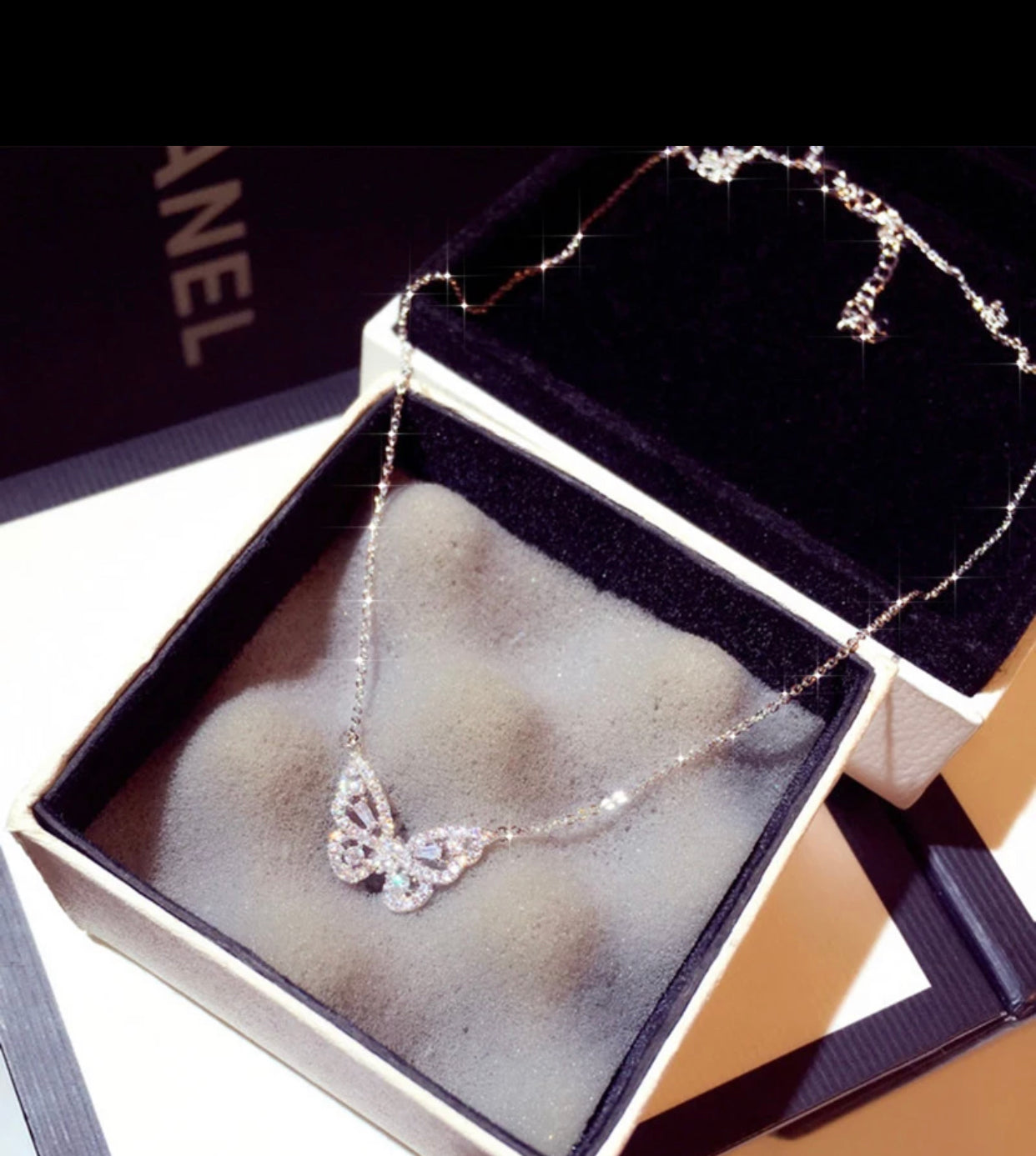 SAVINA STERLING SILVER BLING BUTTERFLY NECKLACE