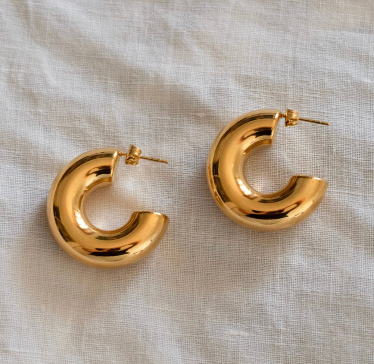 SIENNA SMALL CHUNKY HOOP EARRINGS