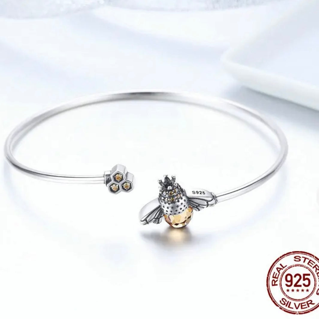 RAQUEL STERLING SILVER BEE BANGLE BRACELET