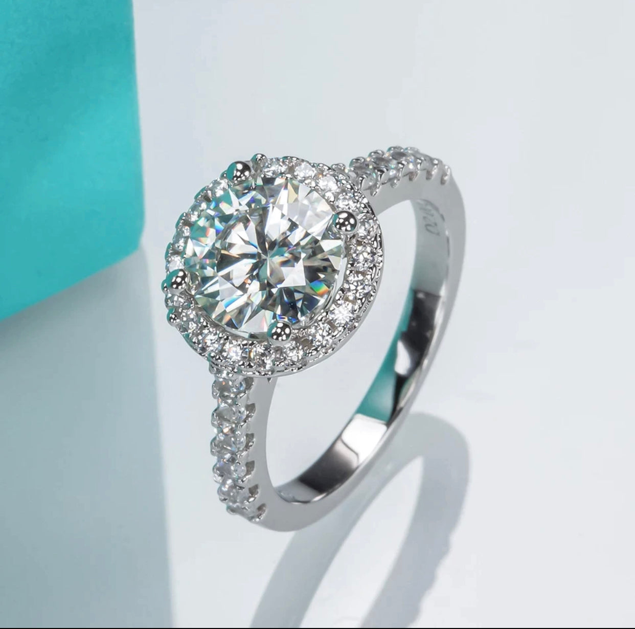 DIAMANDA 2CT MOISSANITE DIAMOND RING