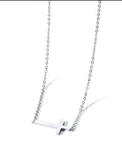DARA SMOOTH CROSS NECKLACE