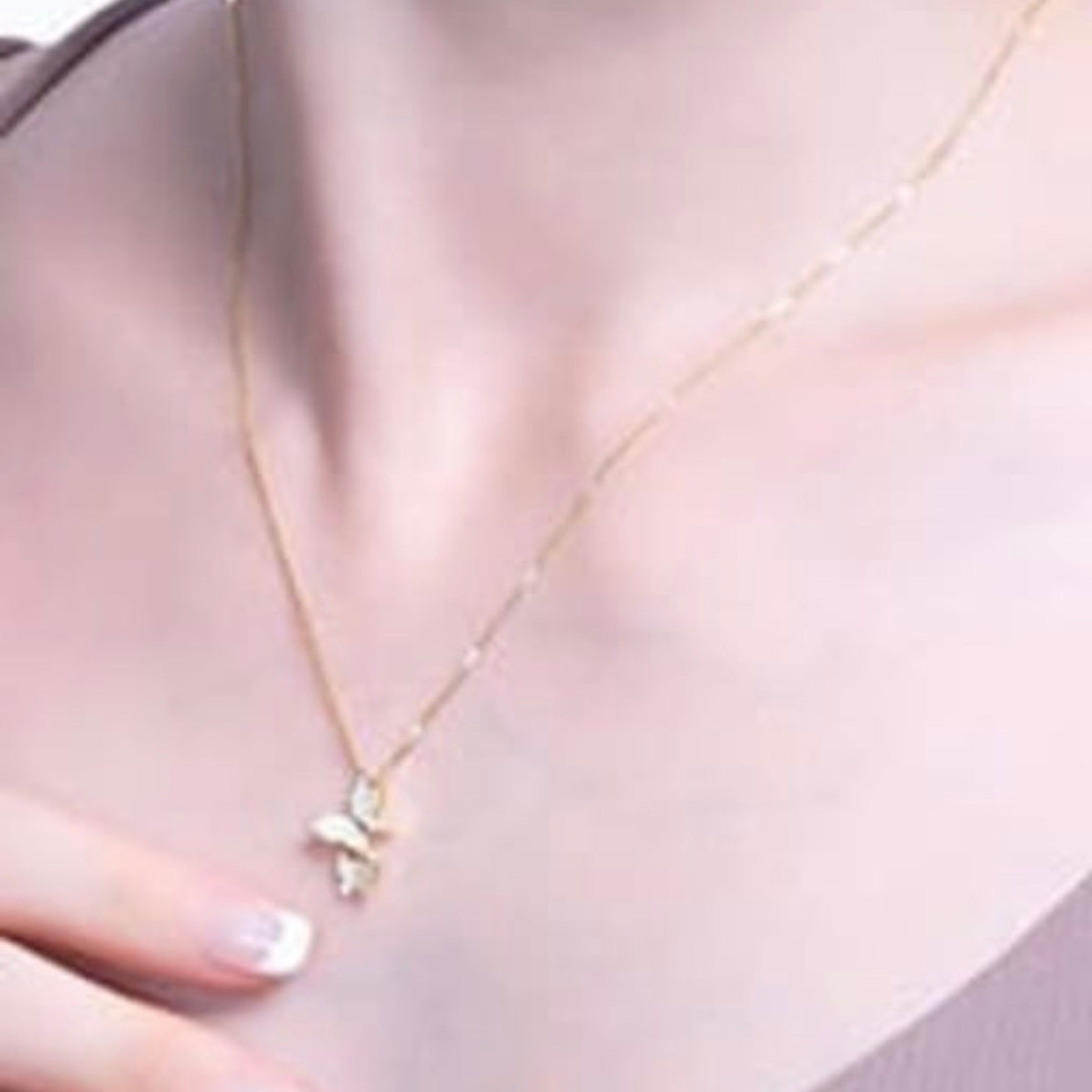 OMBRA DAINTY STERLING SILVER BUTTERFLY NECKLACE