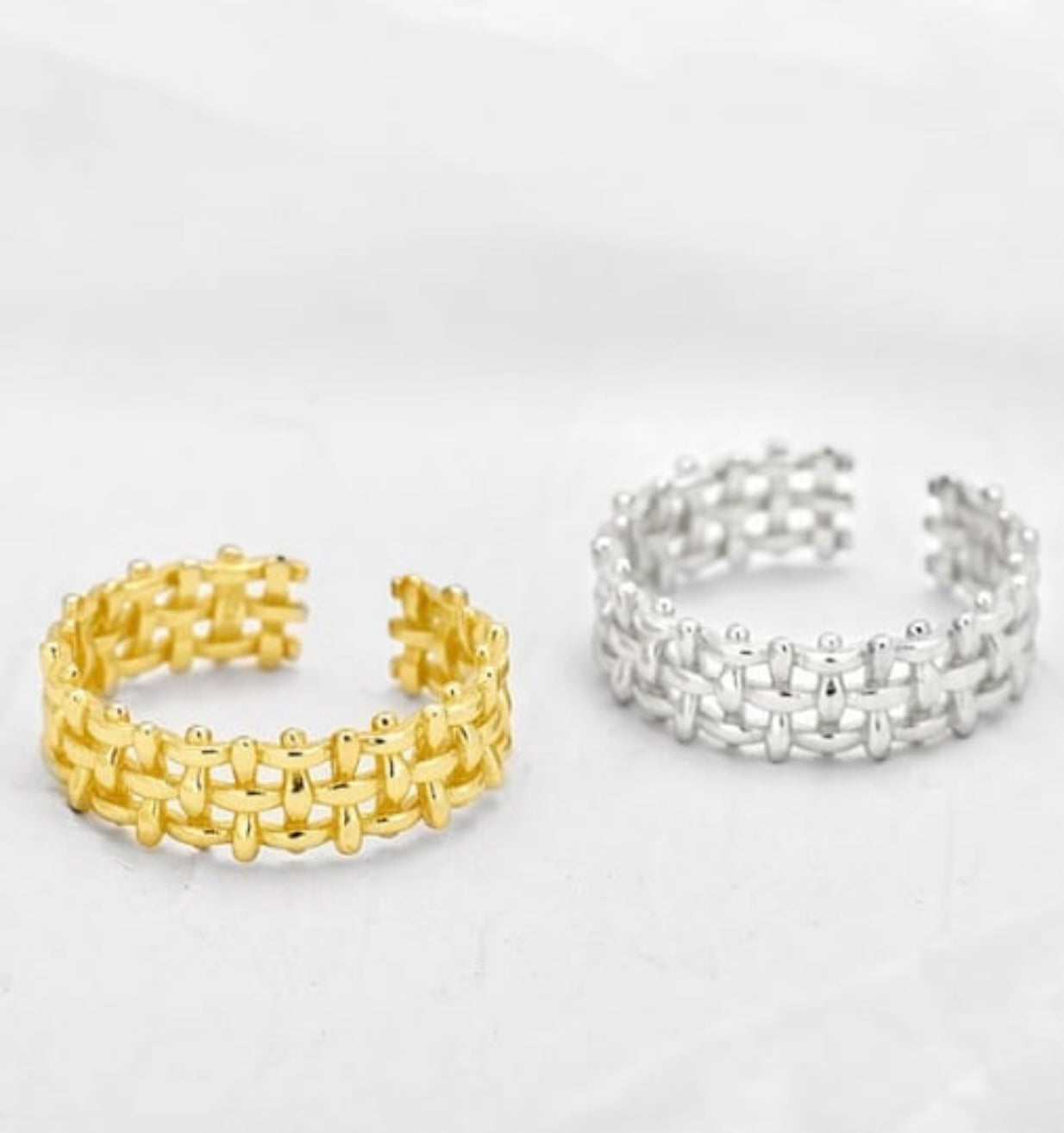 CAMILLA 3 ROW STERLING SILVER CHAIN RING