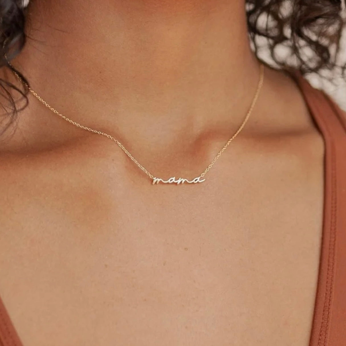 MELANIA MAMA NECKLACE