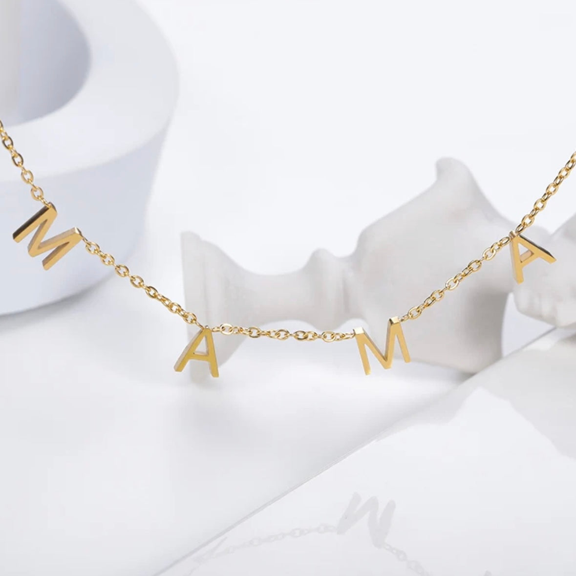 MELANIA MAMA NECKLACE