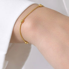 GRETA STERLING SILVER DAINTY BRACELET