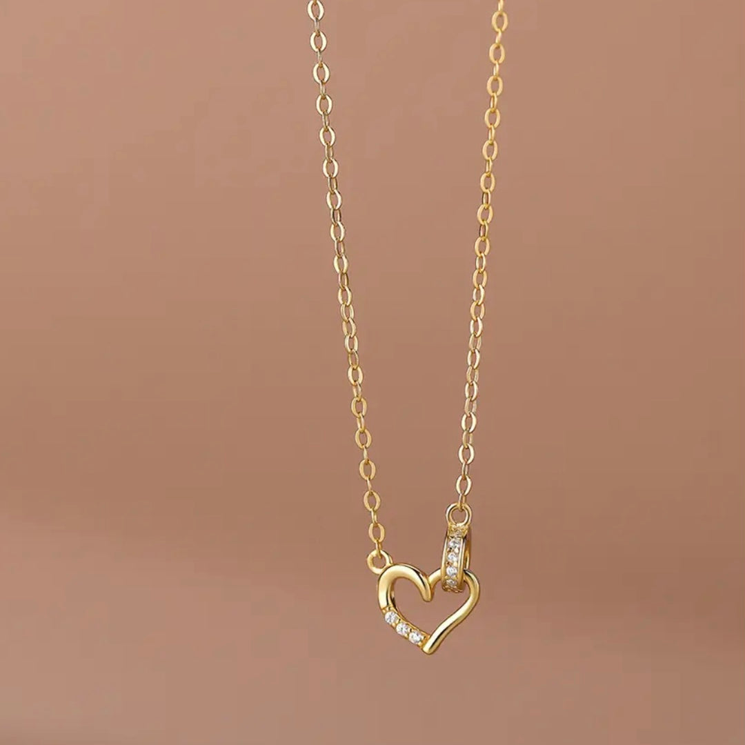 MELICENT DAINTY HEART CHARM NECKLACE