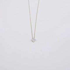 ROXY MOISSANITE CLOVER PENDENT NECKLACE