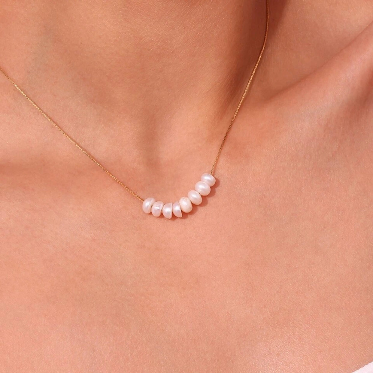 ABAGAIL FRESHWATER PEARL NECKLACE