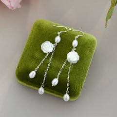 SADIE FRESHWATER PEARL FLOWER EARRINGS