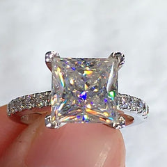 PRINCESS CUT 4CT DIAMOND RING SOLID 18k WHITE GOLD