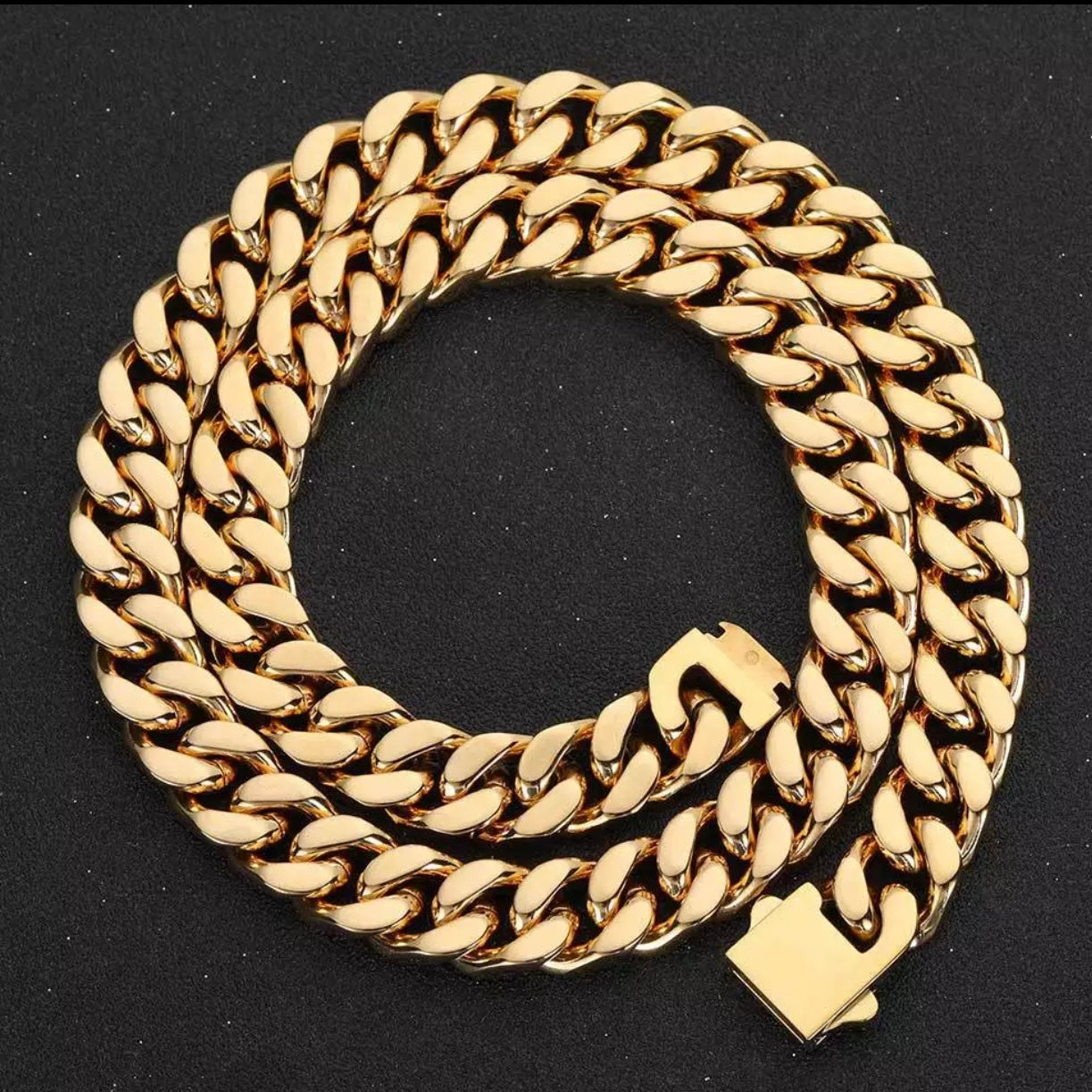 PASQUALINA CUBAN LINK WITH BOX CLASP NECKLACE