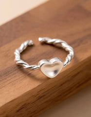 ALESSIO STERLING SILVER TWISTED HEART RING